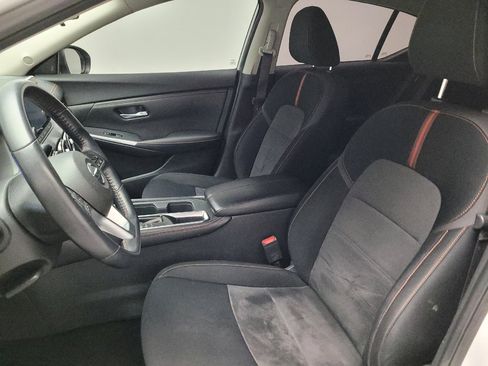 Used 2021 Nissan Sentra SR FWD image 17