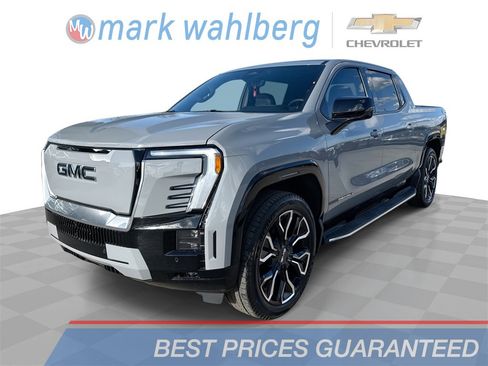 Used 2025 GMC Sierra EV Denali image 1