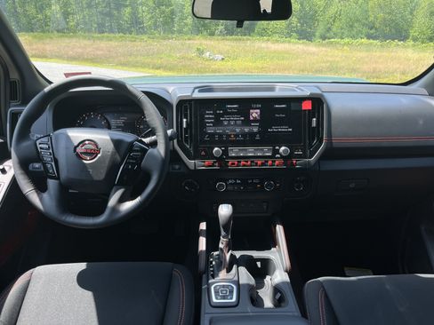 New 2026 Nissan Frontier PRO-4X w/ Tow Package AWD/4WD image 21