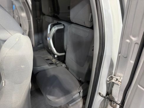 Used 2010 Toyota Tacoma 4x4 Access Cab V6 image 18