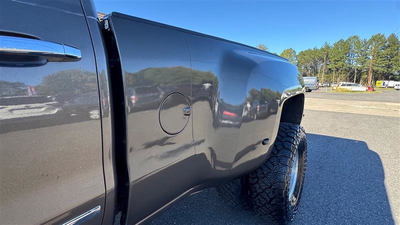 Used 2015 Chevrolet Silverado 3500 High Country w/ Duramax Plus Package AWD/4WD image 16
