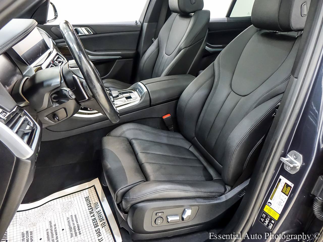 Used 2021 BMW X5 xDrive40i w/ Convenience Package AWD/4WD image 13