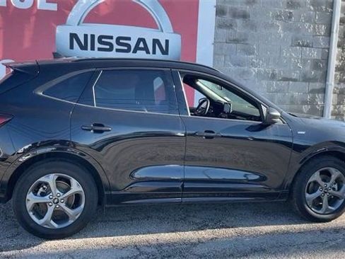 Used 2024 Ford Escape ST-Line image 3