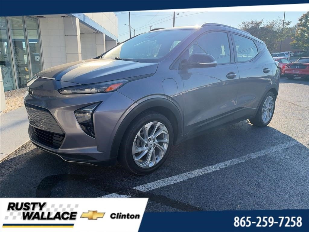 Used 2023 Chevrolet Bolt EUV LT FWD image 1
