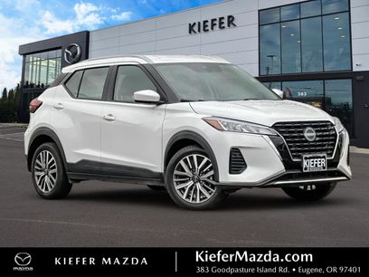 Used 2023 Nissan Kicks SV