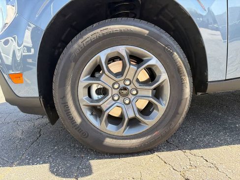 New 2026 Ford Maverick XLT w/ XLT Luxury Package FWD image 9