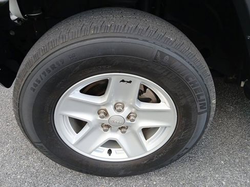 Certified 2020 Jeep Gladiator Sport w/ Quick Order Package 24S image 2