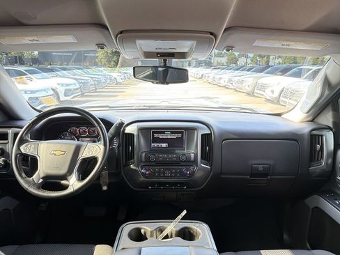 Used 2018 Chevrolet Silverado 1500 LT w/ All Star Edition AWD/4WD image 19