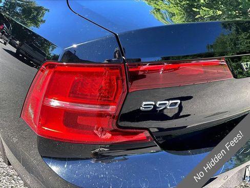 Used 2018 Volvo S90 T5 Momentum AWD/4WD image 28