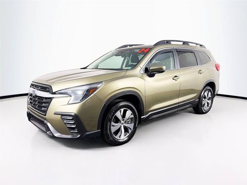 Used 2024 Subaru Ascent Premium w/ Convenience Package AWD/4WD image 7