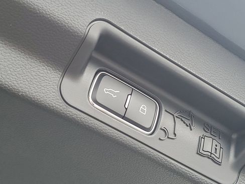 New 2026 Ford Explorer Active image 31