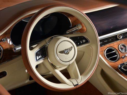 Used 2022 Bentley Continental GT image 26