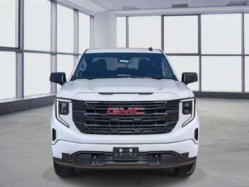 New 2026 GMC Sierra 1500 Pro image 2