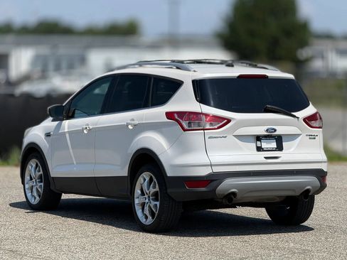 Used 2013 Ford Escape Titanium w/ Parking Technology Pkg AWD/4WD image 10