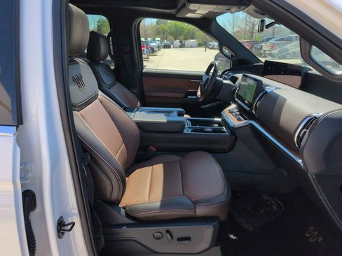 New 2025 Ford Expedition King Ranch image 13