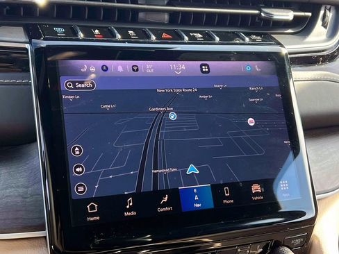 Used 2022 Jeep Grand Cherokee Limited 4xe image 31