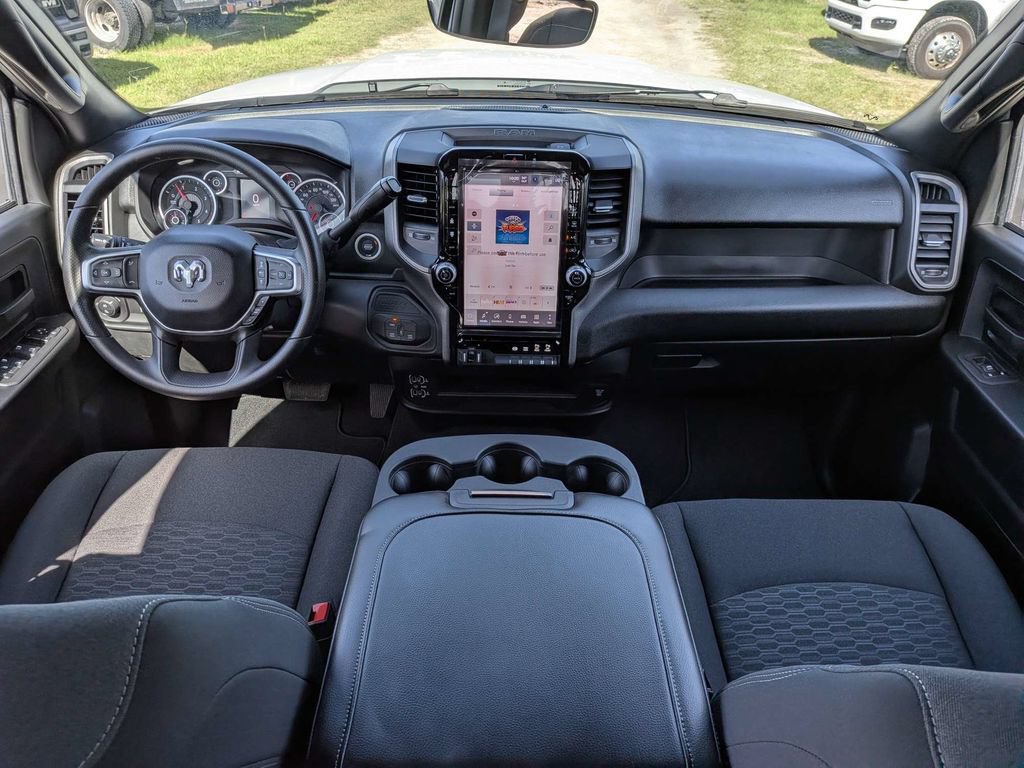 New 2026 RAM 3500 Tradesman AWD/4WD image 15