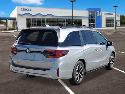 New 2026 Honda Odyssey EX-L image 4