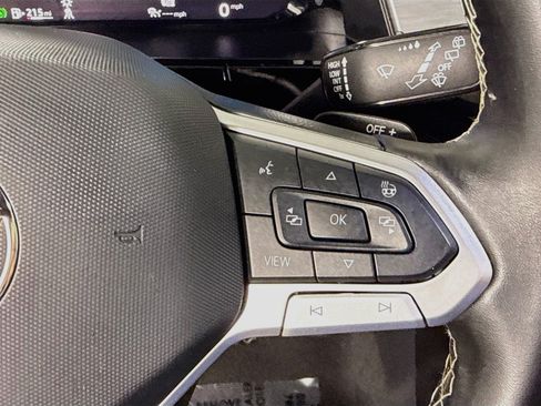 Used 2026 Volkswagen Atlas Cross Sport SE FWD image 15