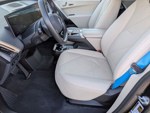 Certified 2023 BMW iX M60 w/ Executive Package image 17