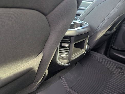 Used 2023 RAM 1500 Big Horn AWD/4WD image 34