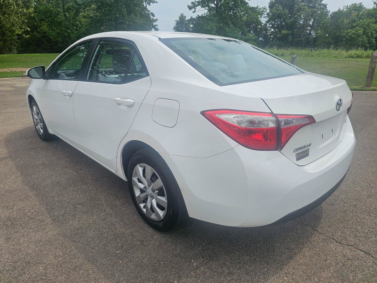 Used 2015 Toyota Corolla LE FWD image 7