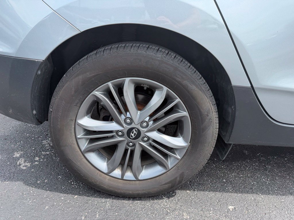 Used 2015 Hyundai Tucson GLS w/ Option Group 02 AWD/4WD image 4
