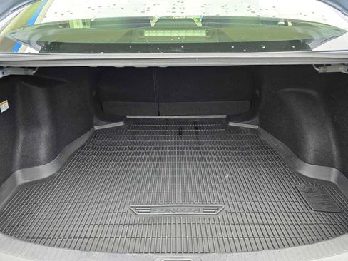 Used 2022 Toyota Corolla LE image 17