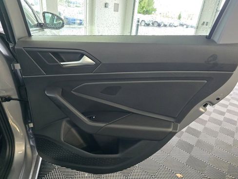 Used 2023 Volkswagen Jetta S image 38