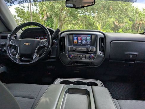 Used 2018 Chevrolet Silverado 1500 LT w/ All Star Edition AWD/4WD image 13