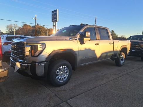 New 2026 GMC Sierra 2500 Pro image 1