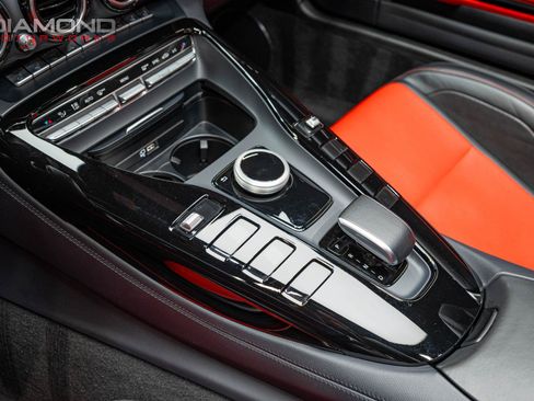 Used 2020 Mercedes-Benz AMG GT Roadster image 17