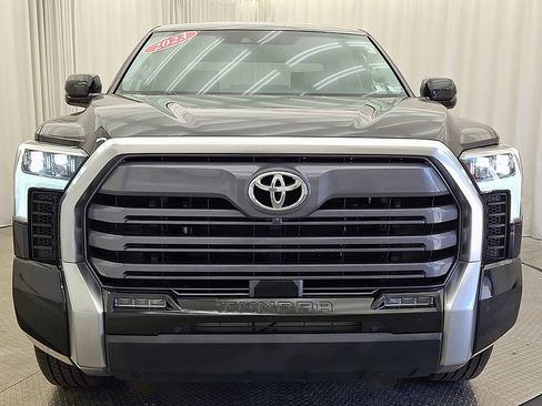 Used 2023 Toyota Tundra Limited AWD/4WD image 9