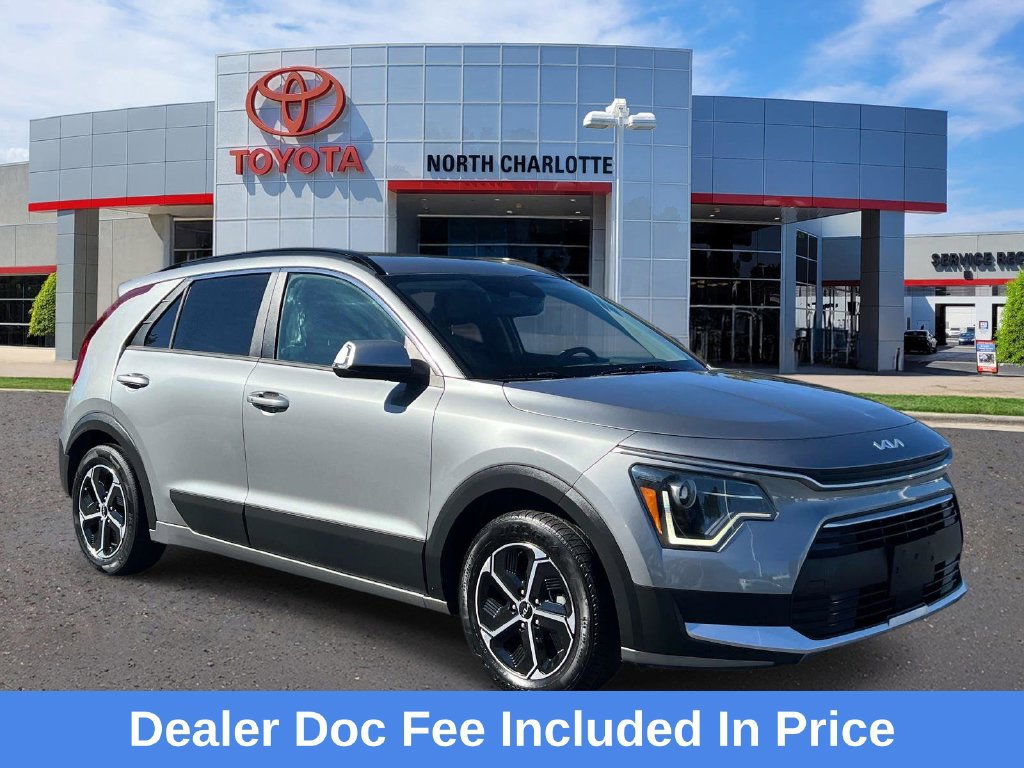 Used 2023 Kia Niro EX FWD 360° Tour