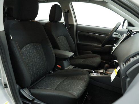 New 2026 Mitsubishi Outlander Sport LE AWD/4WD image 19