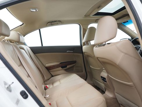Used 2010 Honda Accord EX-L image 12