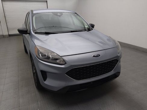 Used 2022 Ford Escape SE w/ SE Sport Appearance Package FWD image 14