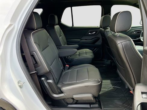 Used 2023 Chevrolet Traverse Premier w/ Redline Edition image 30