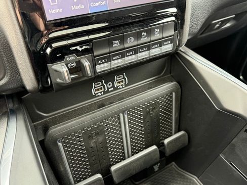 New 2025 RAM 2500 Laramie w/ Night Edition image 4