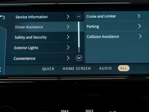 Used 2023 Land Rover Discovery Sport S R-Dynamic image 24