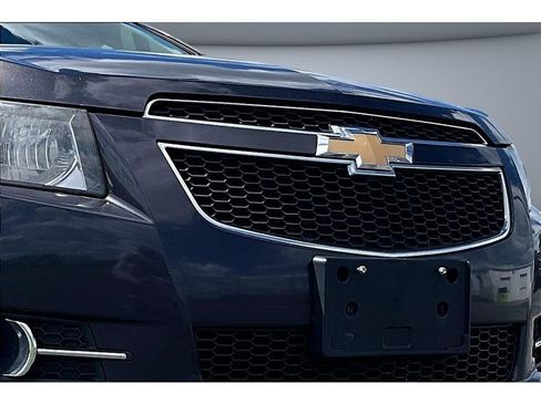 Used 2014 Chevrolet Cruze LTZ w/ RS Package FWD image 32