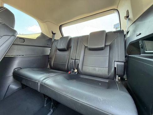 Used 2023 Volkswagen Atlas SE w/ Black Wheel Package FWD image 39