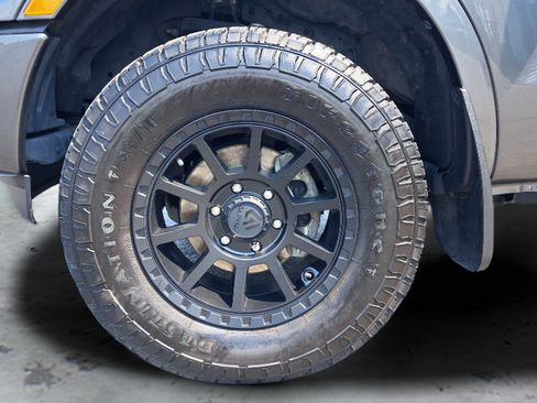 Used 2019 Ford Ranger XLT w/ Equipment Group 301A Mid RWD image 28