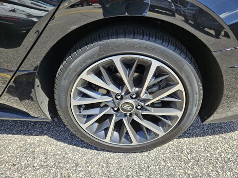 Used 2023 Hyundai Sonata Limited FWD image 6