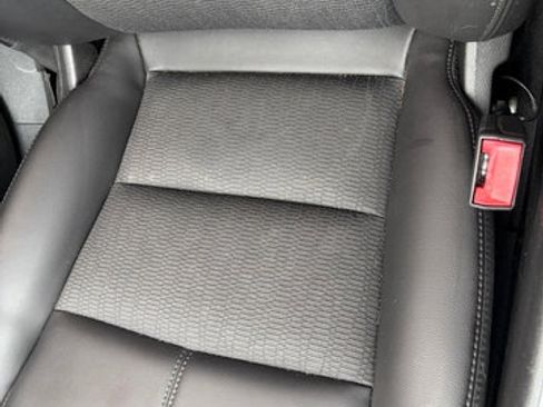Used 2016 Chevrolet Impala LT w/ Convenience Package FWD image 21