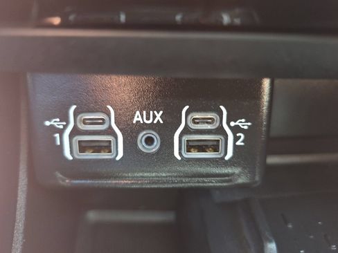 Used 2025 Dodge Durango R/T AWD/4WD image 31