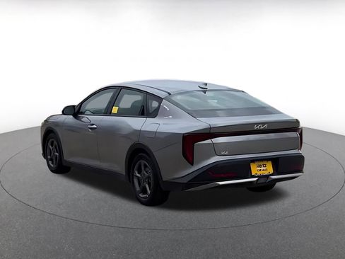 Used 2025 Kia K4 LXS image 11