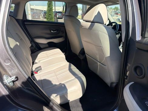 Used 2024 Honda HR-V EX-L image 12