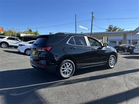 Used 2022 Chevrolet Equinox LT image 6