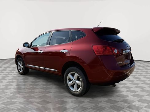 Used 2013 Nissan Rogue S w/ Special Edition Pkg FWD image 4